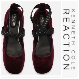 Brand New! KENNETH COLE REACTION Burgundy Flats